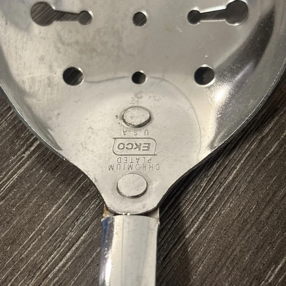 EKCO Chromium Plated Stainless Slotted Serving Spoon Black Handle Utensil‎ USA